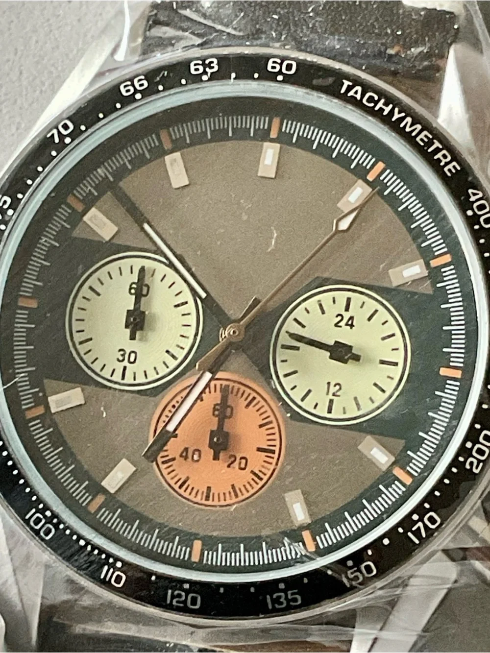 Beautiful NIB Colorful Functional Ciloa 3 Register Chronograph w Tachymeter